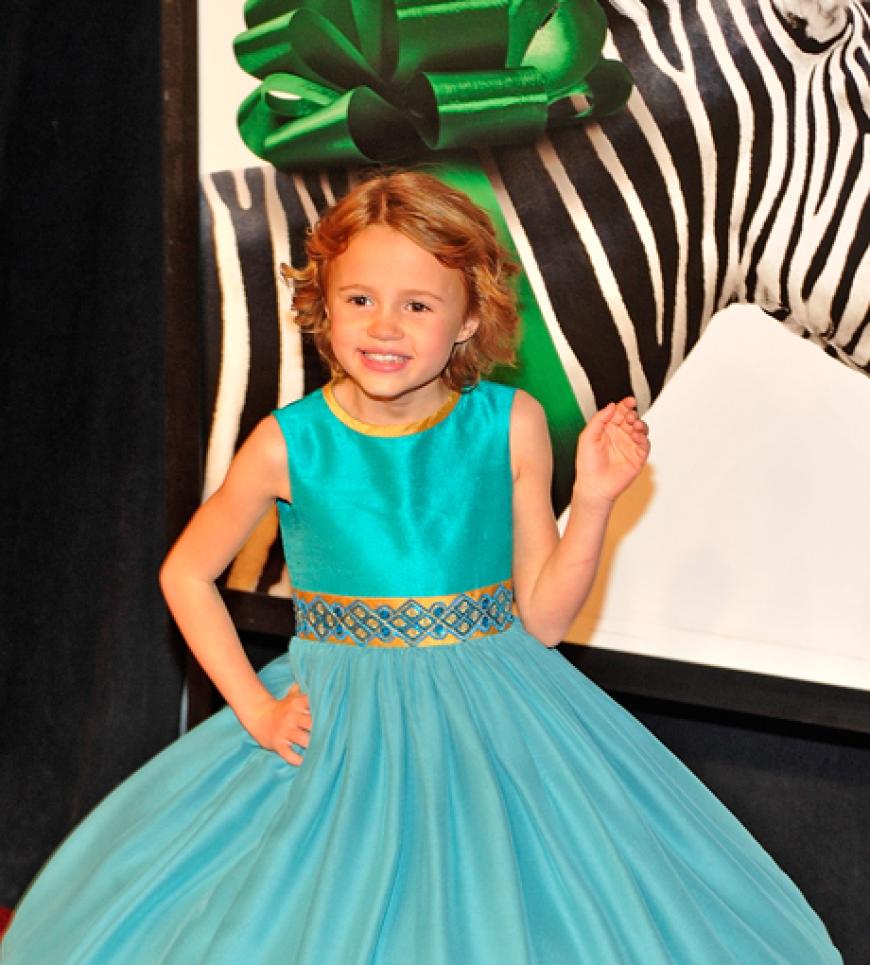 Maggie Elizabeth Jones spielt in