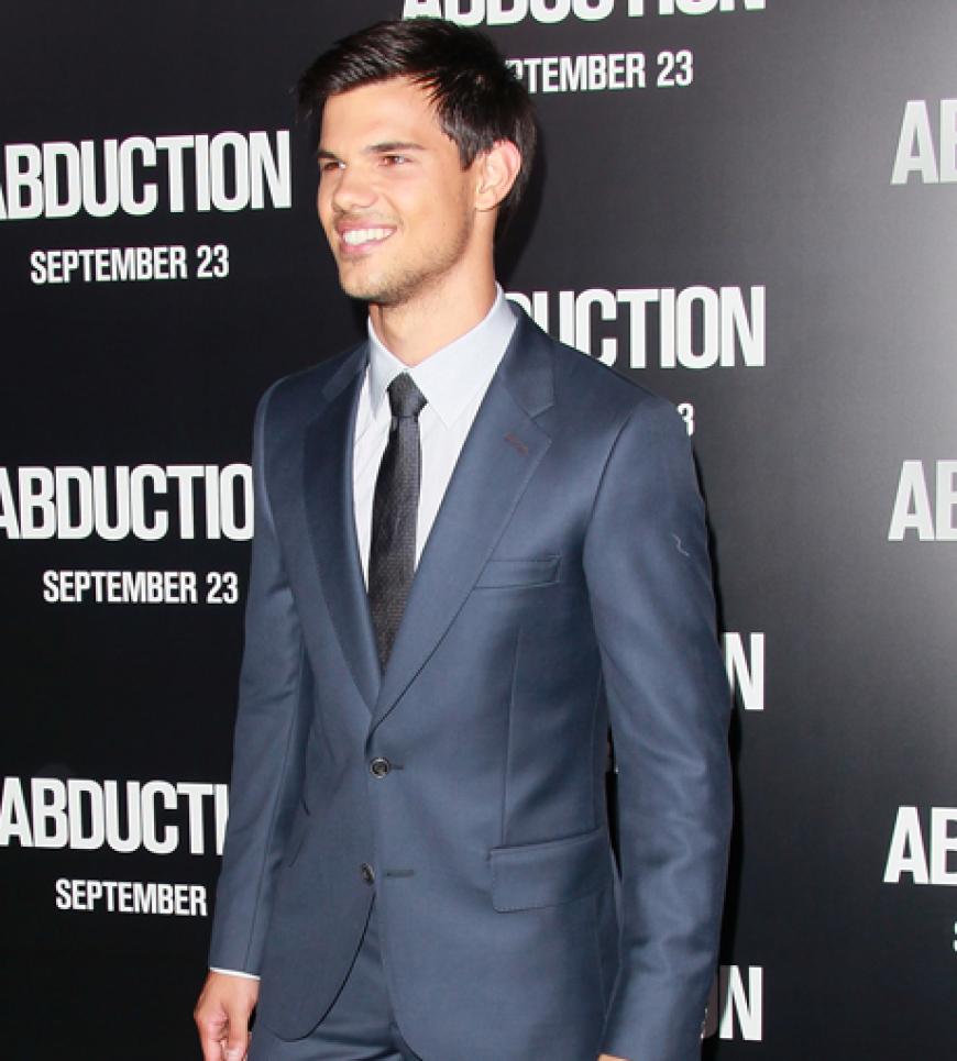 Ganz schick im Anzug: Taylor Lautner