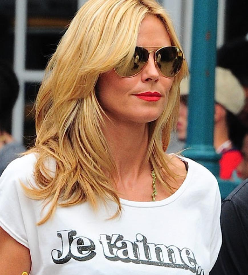 Hot! Heidi Klum betont ihre Lippen mit einem feurigen Rot. Einfach heiß!