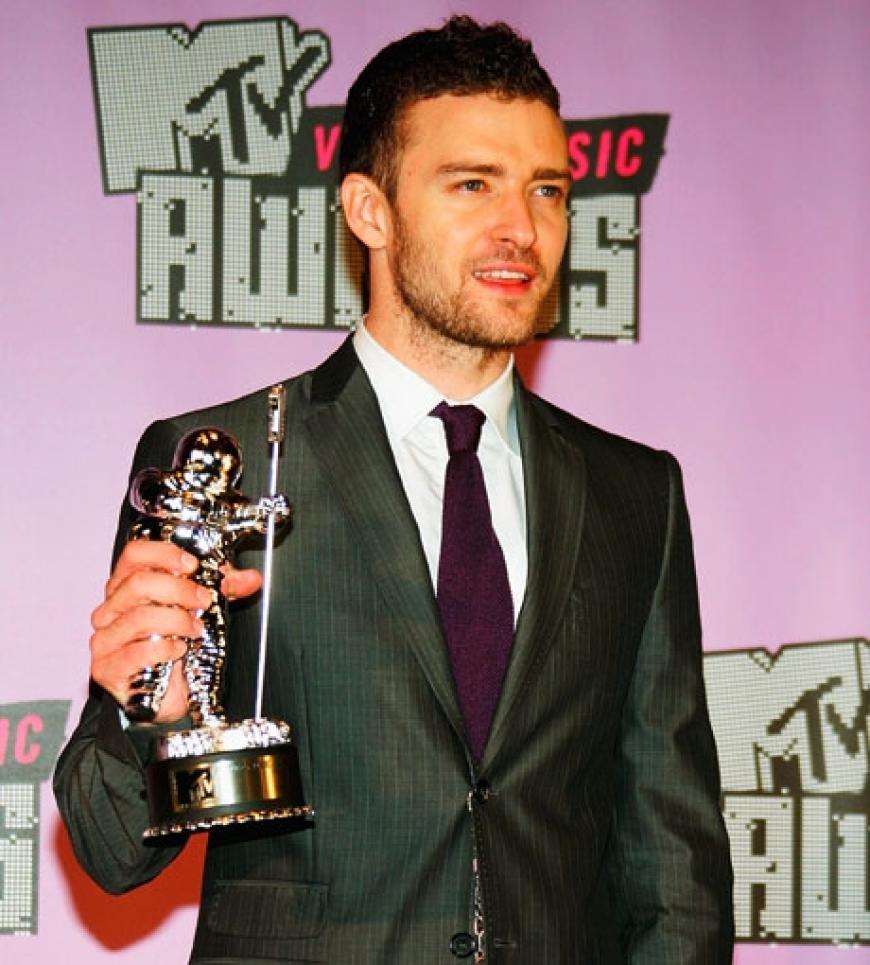 Justin Timberlake feiert große Erfolge mit seiner Solokarriere. 2007 erhält er gleich zwei MTV American Music Awards. In den Kategorien