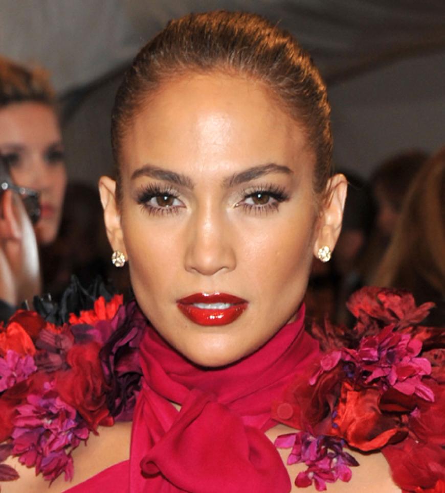Jennifer Lopez hat das schon längst erkannt und versprühte bei einem Auftritt echten Hollywood-Glamour