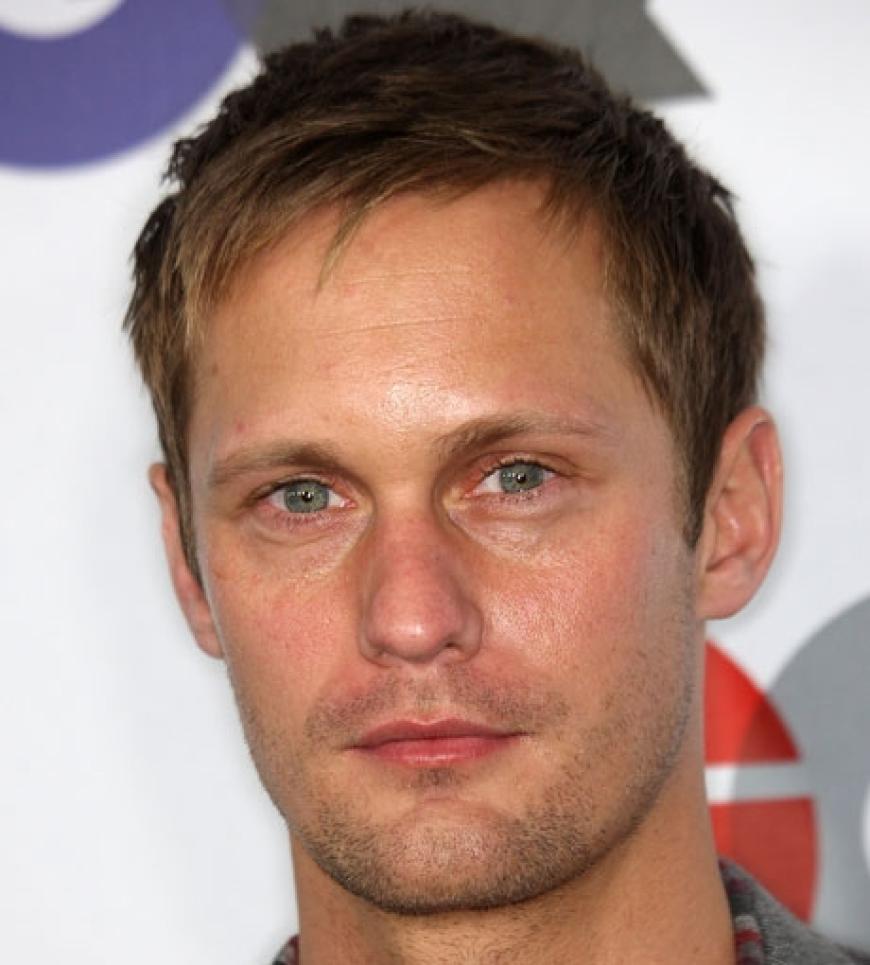 Alexander Skarsgard war auf dem roten Teppich noch allein. Später sah man ihn gemeinsam mit Kate Bosworth feiern. Angeblich haben die beiden etwas miteinander ...