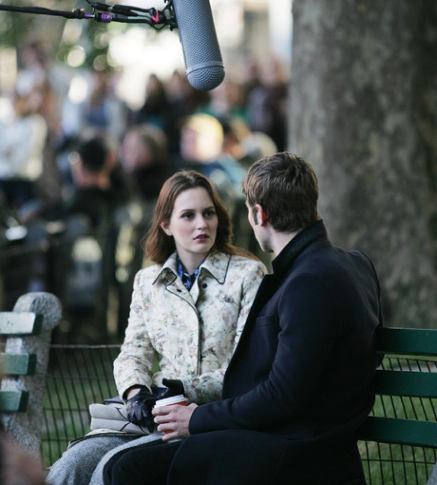 Licht, Kamera, Action! Leighton Meester und Kollege Chace Crawford in einem Park in New York