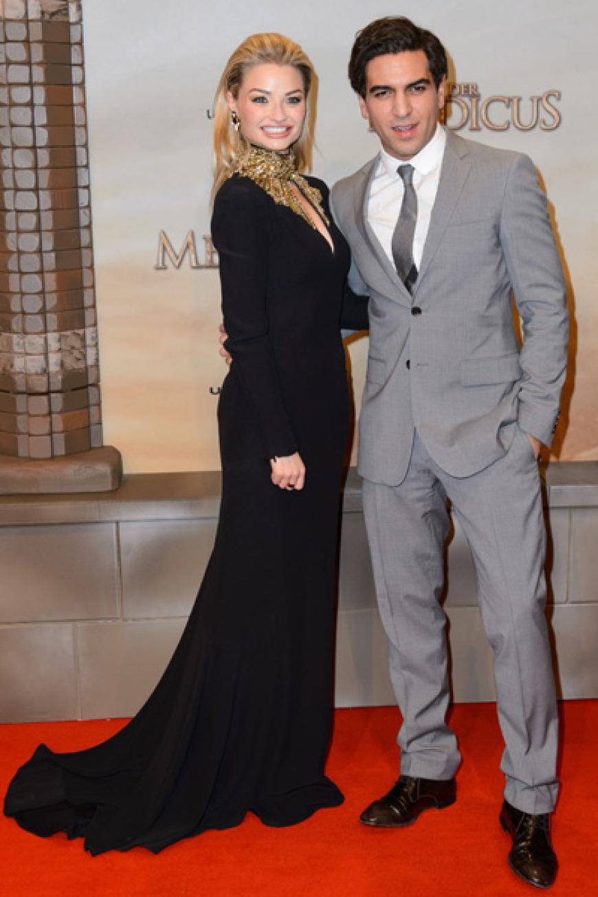 Scharmbolzen Elyas M'Barek (r.) mit Kollegin Emma Rigby