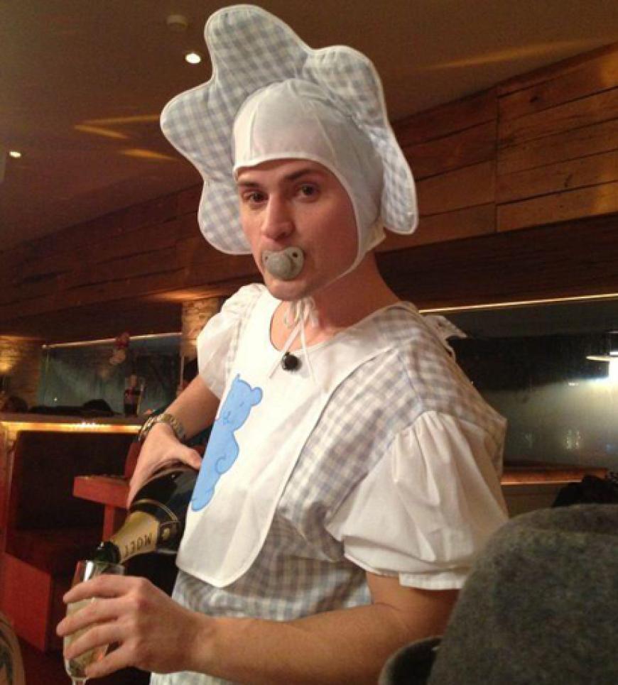 Riesenbaby: Der Schauspieler feiert mit seinen Jungs eine etwas andere Baby-Shower
