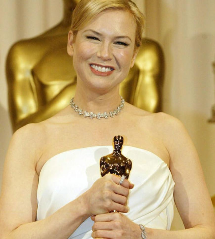 Renée Zellweger 2004: sie erhält einen Oscar für ihre Nebenrolle in