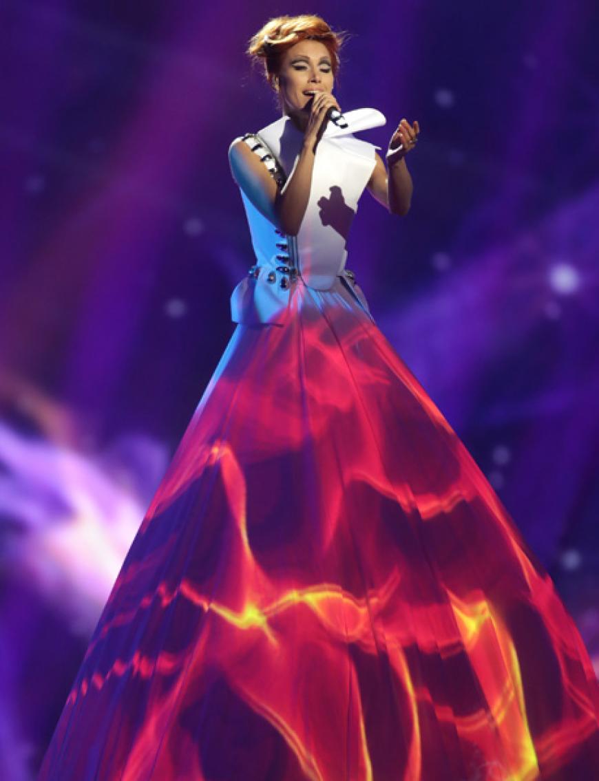 Die ersten Proben haben begonnen - und die versprechen schon einiges. Aliona Moon aus Moldawien in einem aufregenden Kleid