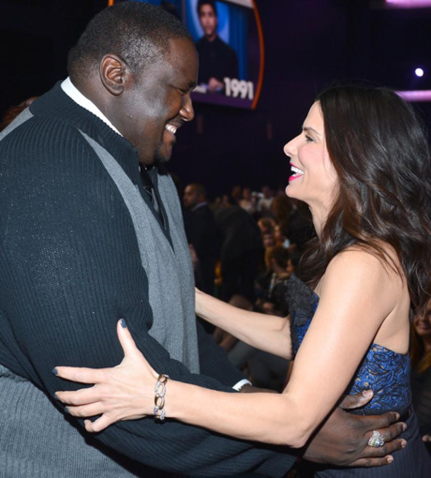 Sandra Bullock begrüßt ihren Ziehsohn Quinton Aaron aus dem oscarprämierten Film