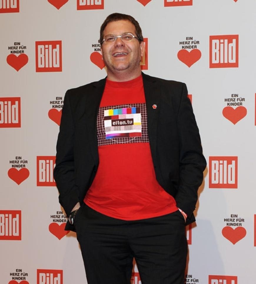 Gut gelaunt kam auch Elton nach Berlin