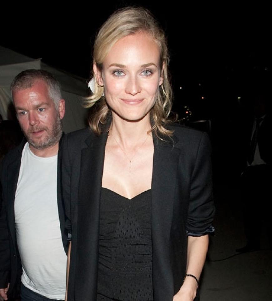 Diane Kruger feiert auf einer Yacht