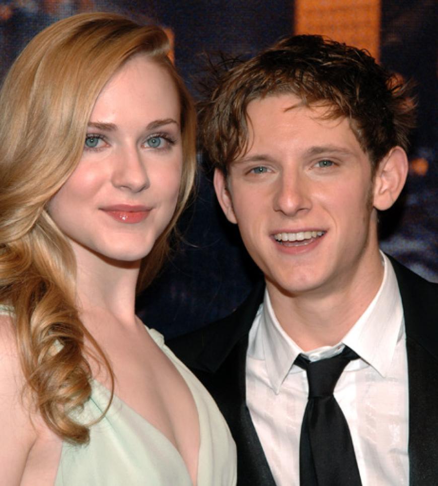 Schauspielerin Evan Rachel Wood ist nun auch unter der Haube. Am 30. Oktober 2012 traute sie sich mit ihrem Kollegen Jamie Bell