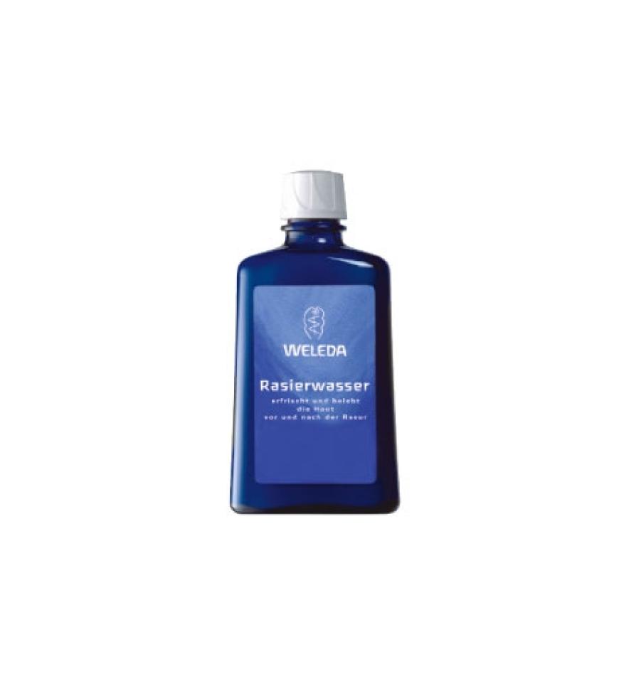 Für das Gesicht: Rasierwasser von Weleda, 100 ml ca. 14 Euro