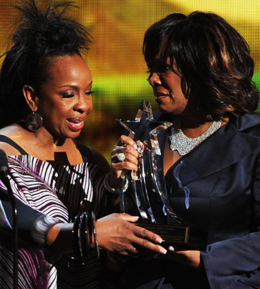 Gladys Knight verlieh den Lifetime Achievement Award an Patti LaBelle