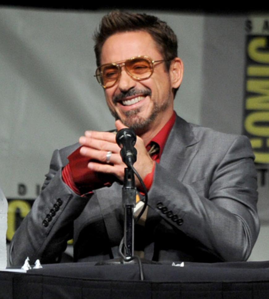 Gelassen cool: Robert Downey Jr. auf der Pressekonferenz