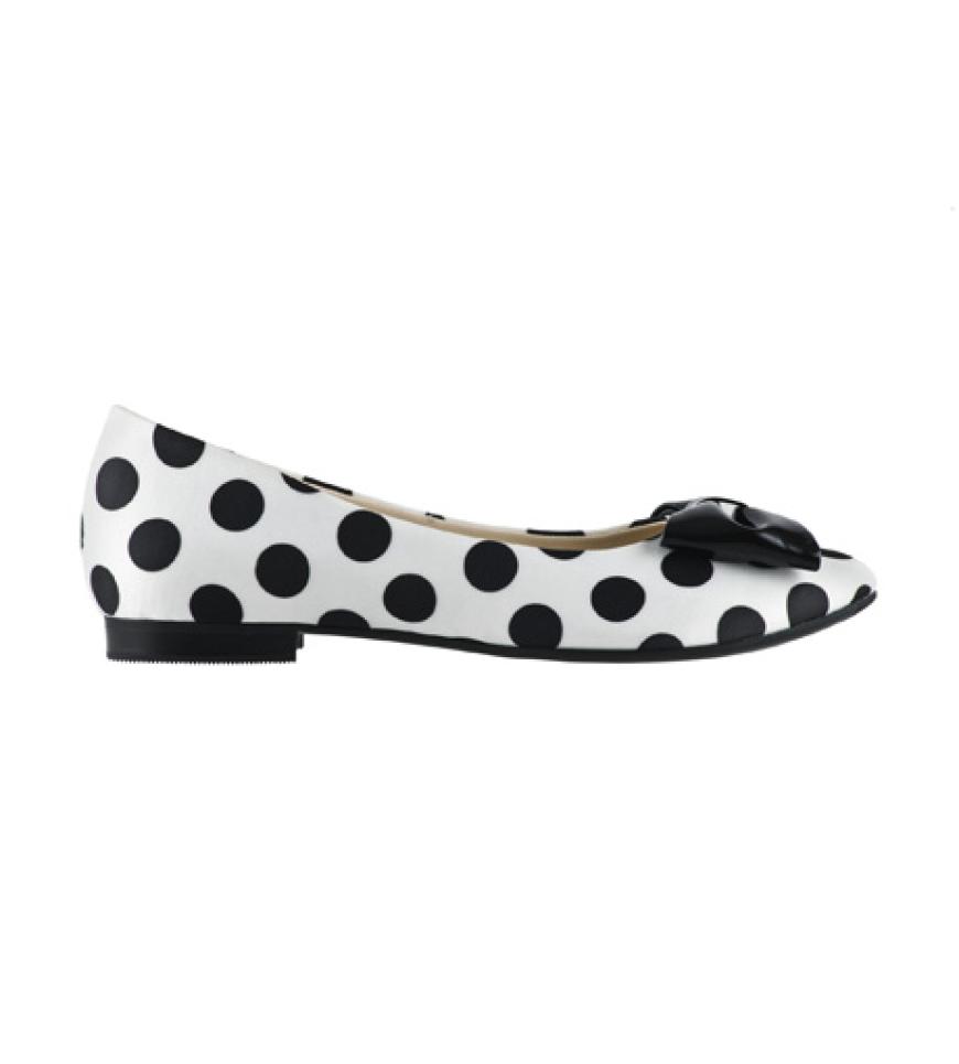 Niedlich! Ballerinas im Punkte-Dessin von Pretty Ballerinas, ca. 110 Euro