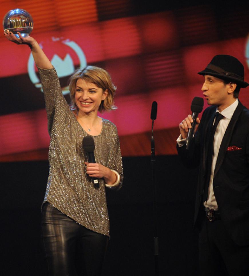 Sabine Heinrich (l.) und Chris Guse (r.) führten durch die Verleihung´
