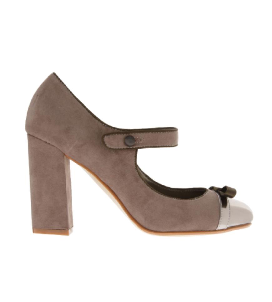Retro wohin das Auge sieht. Mary-Janes über asos.de, ca. 55 Euro 
