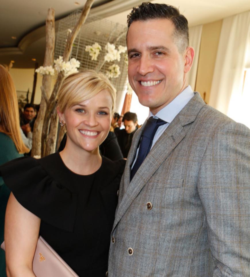 Babyalarm auch bei Reese Witherspoon und Jim Toth. Das Paar feierte im September die Geburt ihres ersten gemeinsamen Sohnes. Reese hat bereits zwei Kinder aus der Ehe mit Ryan Phillippe