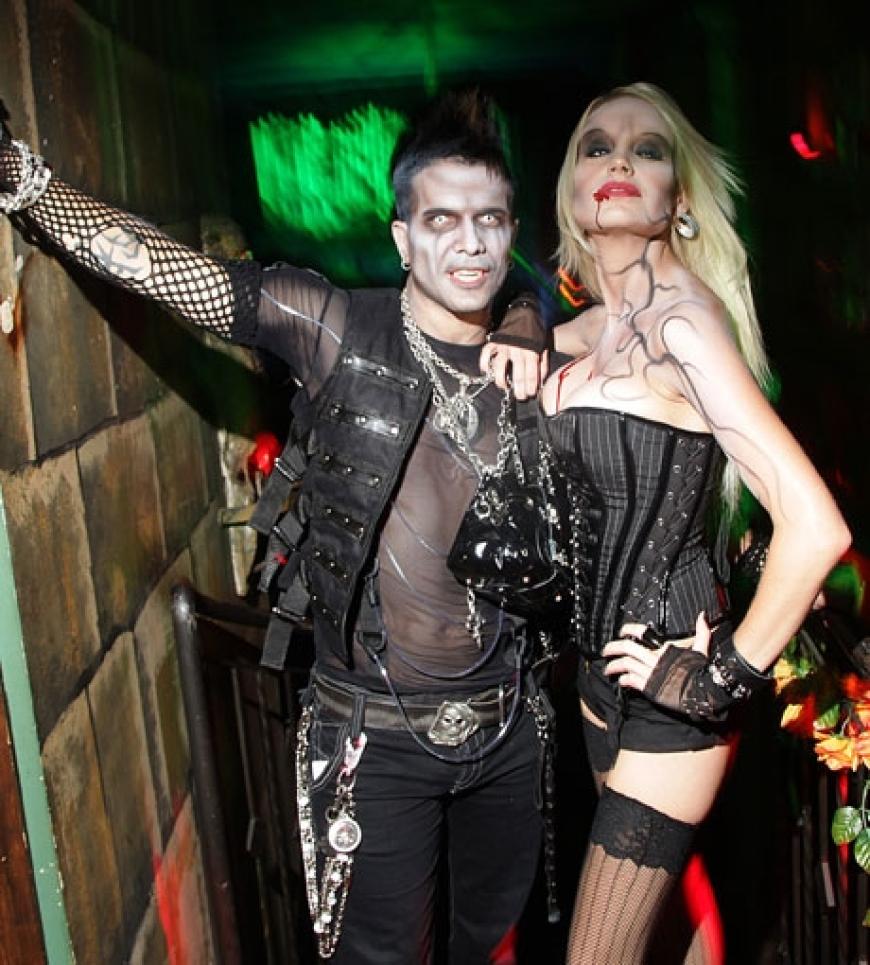 Heißes Vampir-Duo: Marc und Gina-Lisa in Berlin