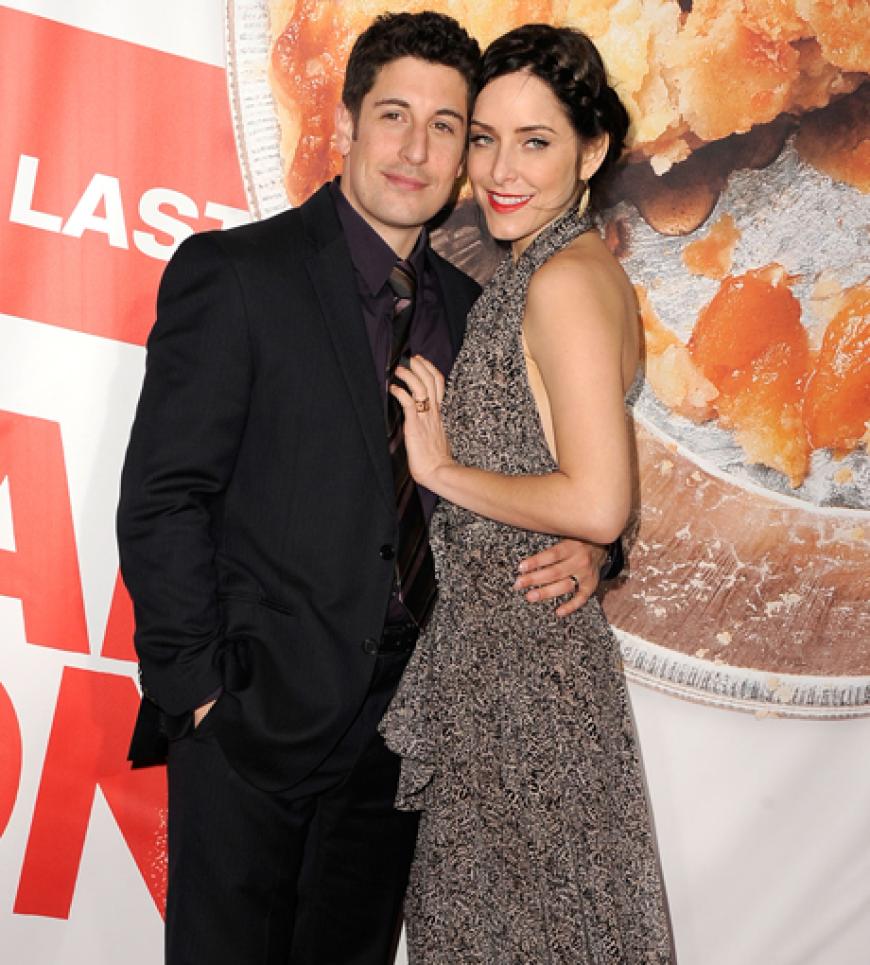 Hauptdarsteller Jason Biggs mit Partnerin Jenny Mollen