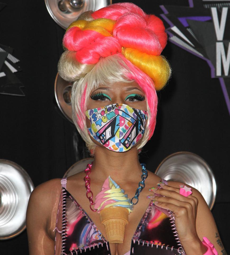In den USA bereits ein Superstar: Nicki Minaj. Die Sängerin liebt schräge Outfits - wie sie bei den VMAs erneut bewies
