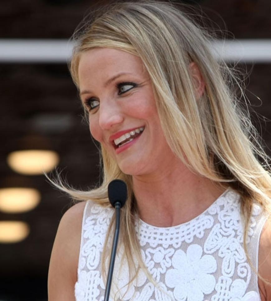 Strahlend schön - Cameron Diaz ist über die große Ehrung überglücklich