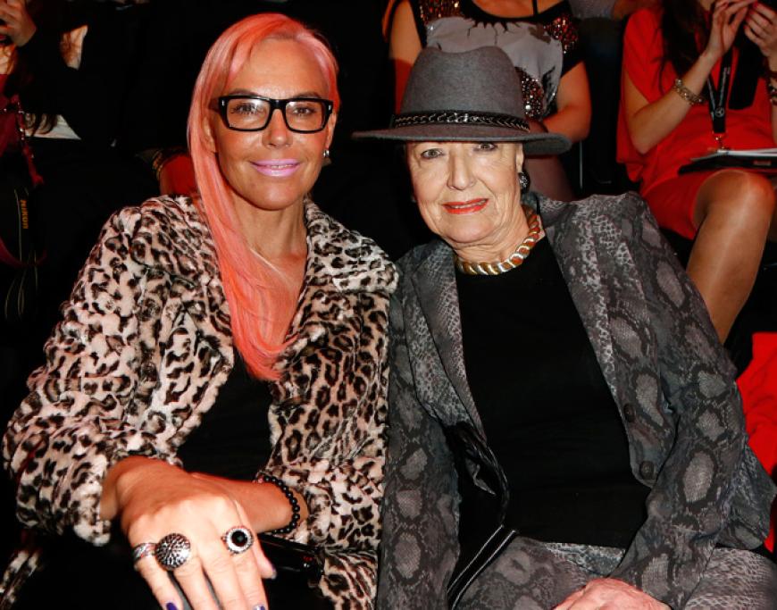 Natascha Oschenknecht und Mama Bärbel saßen in der Front Row bei Minx