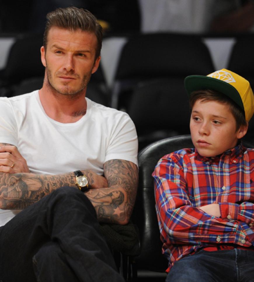 Und hat seine Söhne mit der Leidenschaft schon angesteckt. Zum Geburtstag ging es mit seinem ältesten Sohn Brooklyn zum Spiel der LA Lakers