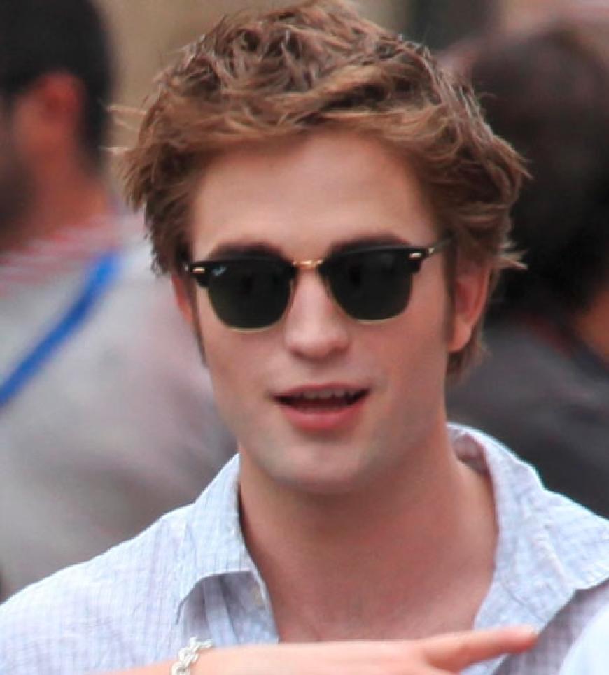 Im Film schlägt sein Herz nur für Bella, im wahren Leben lebt Robert Pattinson noch als Single