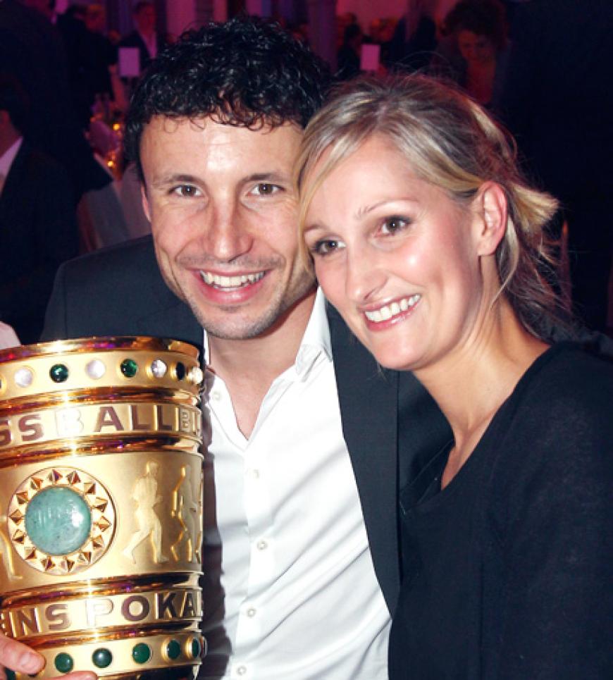 Die Oranjes hoffen auf ihren Kapitän Mark van Bommel. Auch seine Ehefrau Andra drückt die Daumen auf der VIP-Tribüne