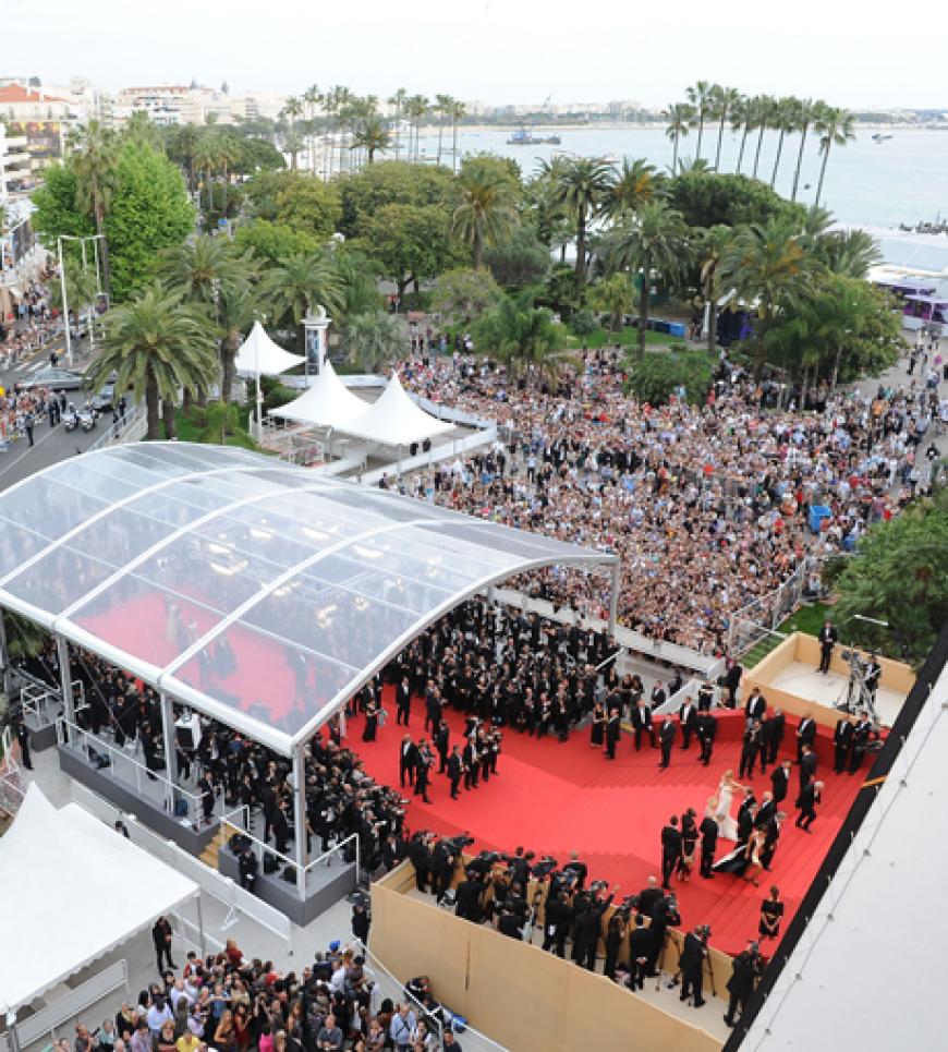 In Cannes wird zum 64. Mal der Rote Teppich ausgerollt. Die Filmfestspiele starteten am Mittwoch, 11.5., mit einem riesigem Star-Aufgebot. OK! hat die besten Bilder von dem derzeit heißesten Promi-Hotspot an der Côte d'Azur