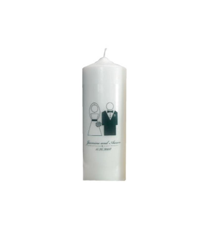 Das perfekte Hochzeitsgeschenk: Kerze mit Brautpaar über myweddingshop.de, ca. 35 Euro