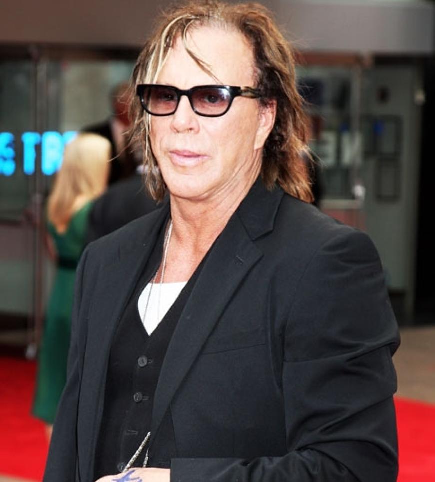 Auch er zeigt sich wieder gerne auf dem roten Teppich: Mickey Rourke