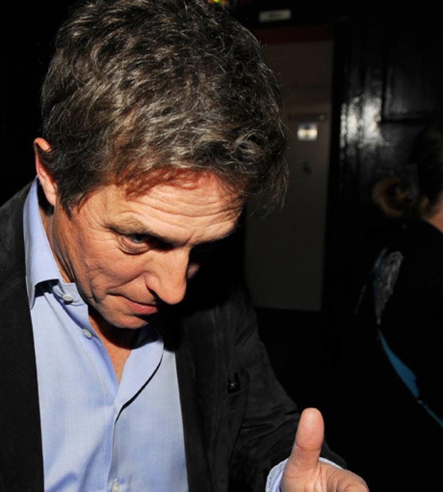 Etwas Kamera scheu: Hugh Grant