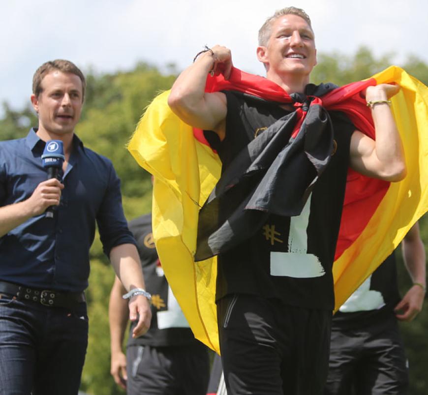 Schalalala! Bastian Schweinsteiger lässt sich nur schwer einholen