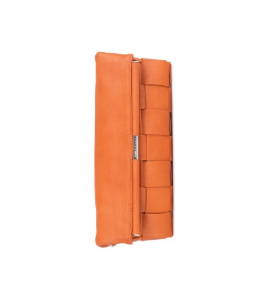 Kleinformat Clutch mit Flechtmuster von Fiorelli, ca. 40 Euro