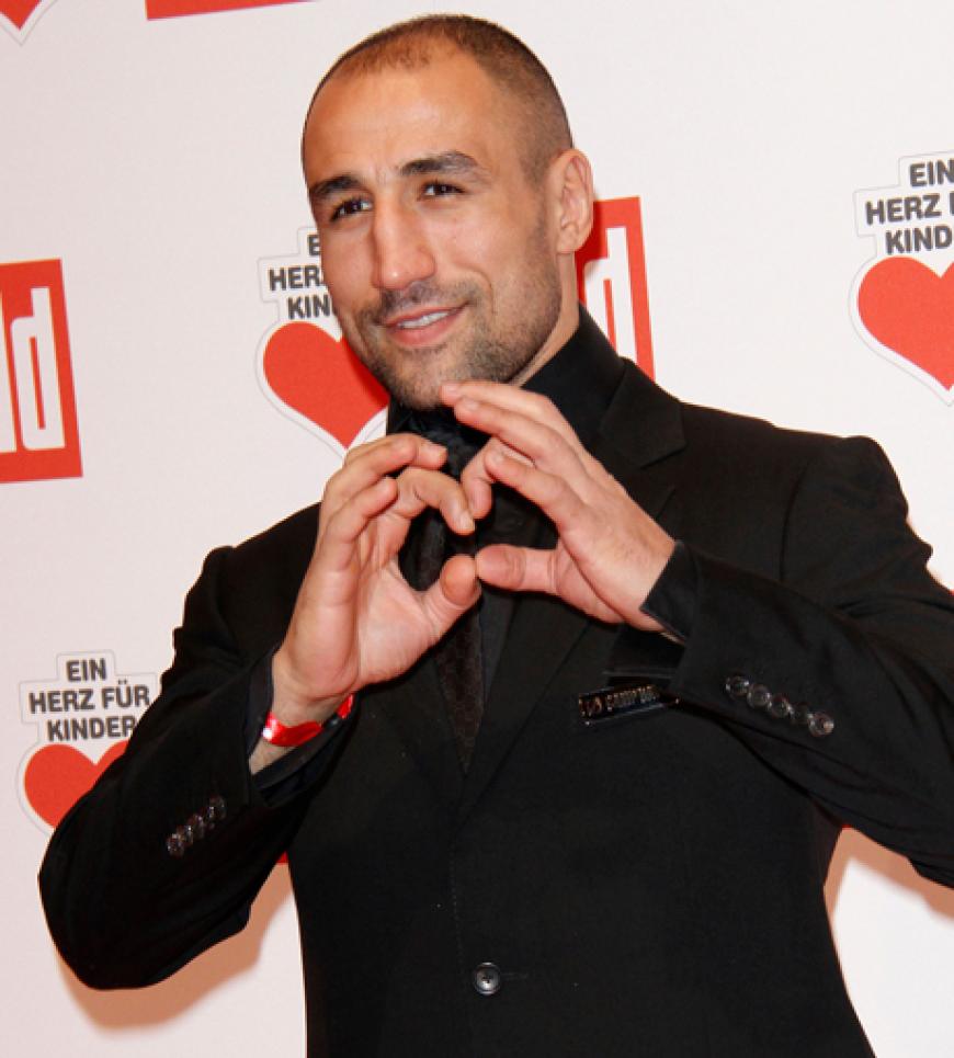 Boxer Arthur Abraham zeigte allen, dass er ein Herz für Kinder hat