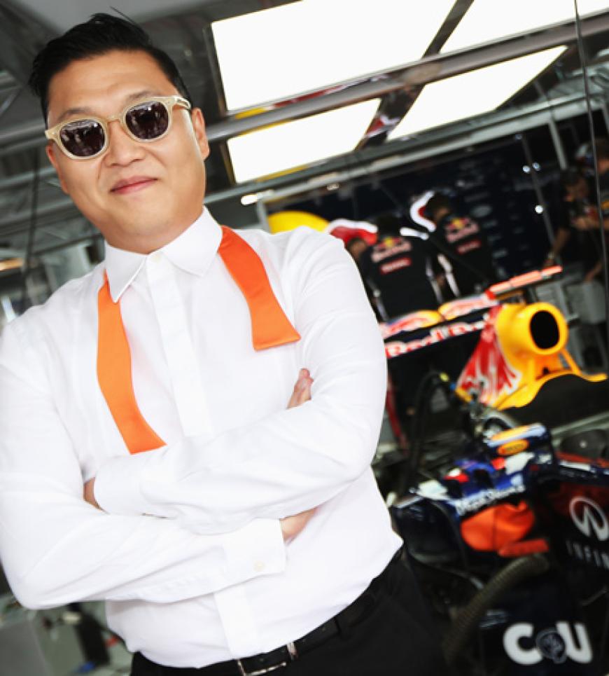 Psy besuchte im Oktober 2012 den Formel 1-Grand Prix in seiner Heimat Südkorea