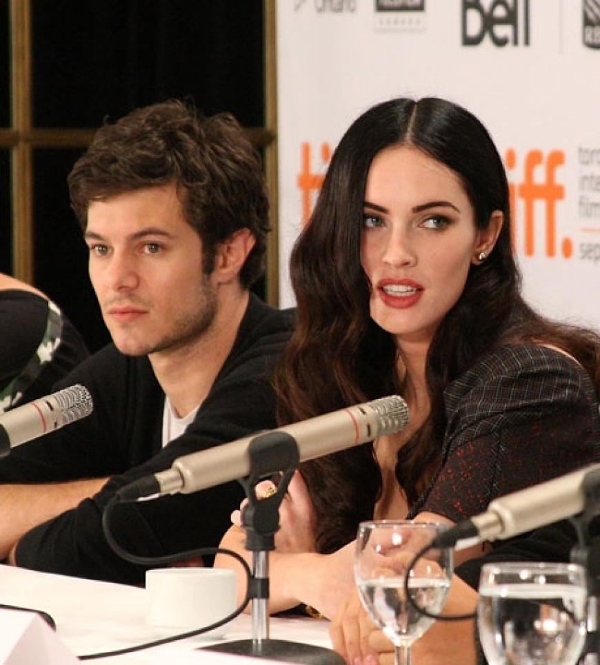 Adam Brody und Megan Fox stellen ihren neuen Film names