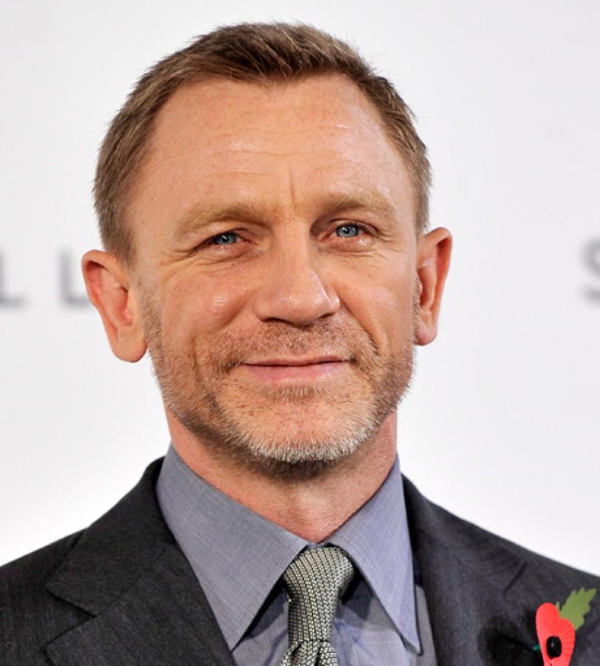 Frauenschwarm Daniel Craig hatte es mit seiner Liebe ganz eilig: Nur wenige Monate, nachdem rauskam, dass er mit Schauspielerin Rachel Weisz liiert ist ...
