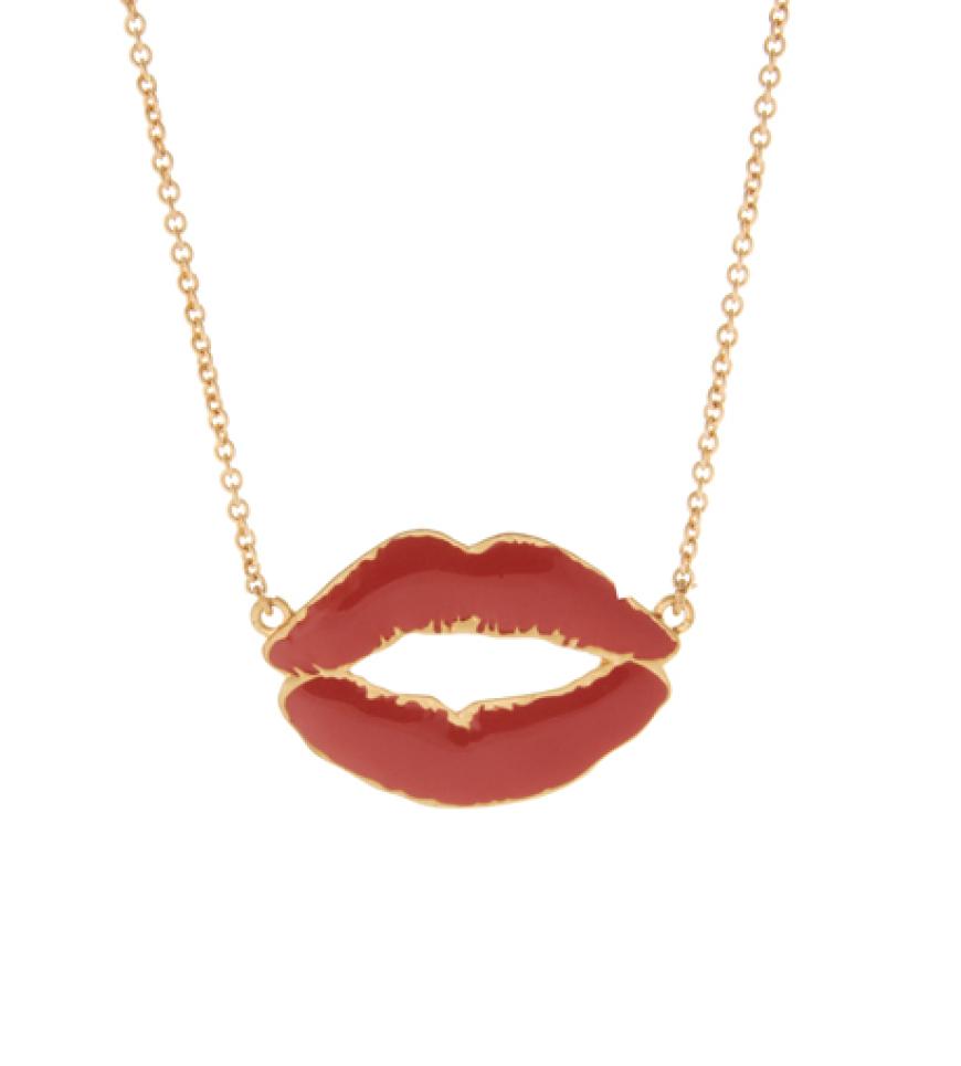 Am 6. Juli darf, muss und soll ganz viel geknutscht werden, denn der Kuss wird mit einem Ehrentag gebührend gefeiert. Diese Kette ist quasi der Reminder dafür, von Asos, 67 Euro