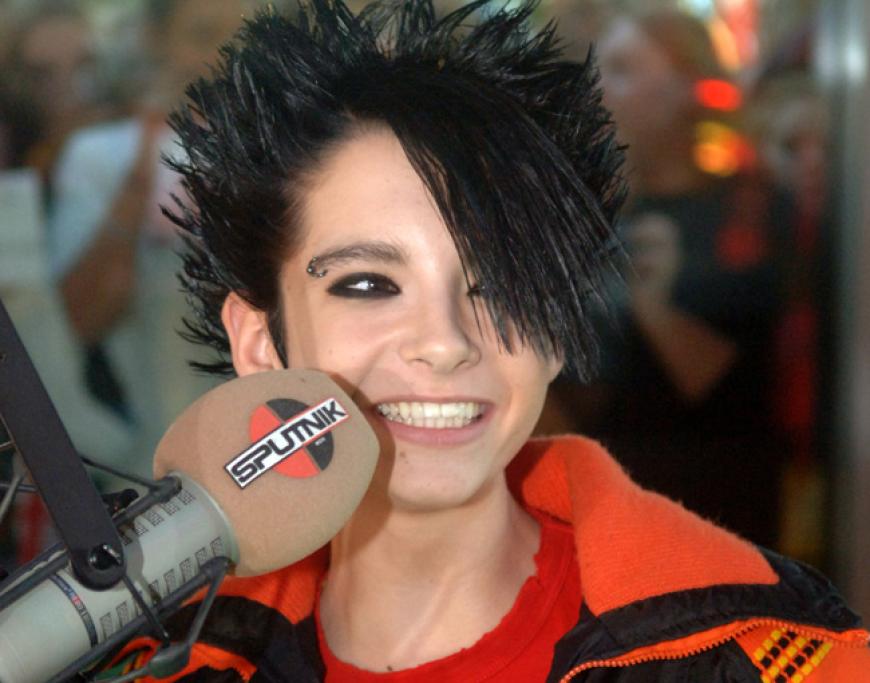 Kleiner Strahlemann: Bill Kaulitz gibt seine ersten Interviews. Aufgrund des wachsenden Erfolges musste er die Schule abbrechen, seinen Realschulabschluss holte er per Fernschule nach