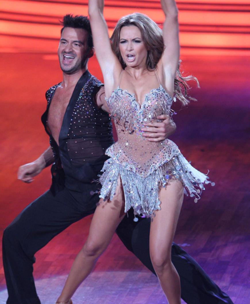 Sexy! Sängerin Mandy Capristo und Stefano Terrazzino zeigten beim Cha-Cha-Cha vollen Körpereinsatz