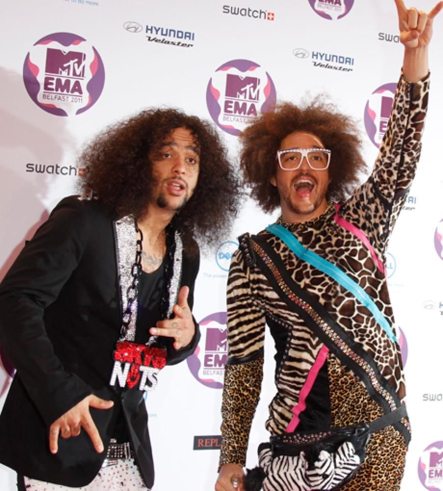 Was für eine Show! Am Sonntagabend, 6.11., fanden in Belfast die MTV Europe Music Awards 2011 statt. Hier gaben sich die Stars die Klinke in die Hand: Lady Gaga, Red Hot Chili Peppers, Justin Bieber, Katy Perry, David Guetta, LMFAO und viele mehr! OK! hat die Bilder!