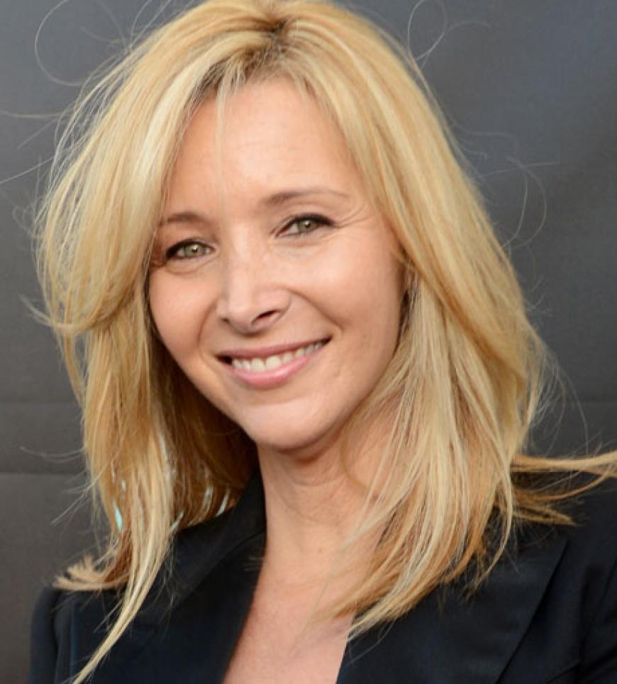 Lisa Kudrow wurde durch ihre OP selbstbewusster Lisa Kudrow wurde durch ihre OP selbstbewusster