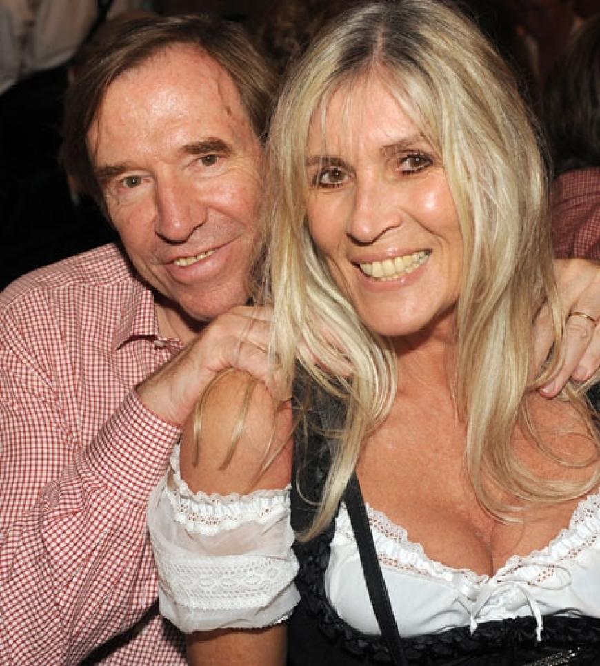 Sportkommentator Günter Netzer und seine Frau Elvira. Nach über 20 Jahren Ehe immernoch glücklich
