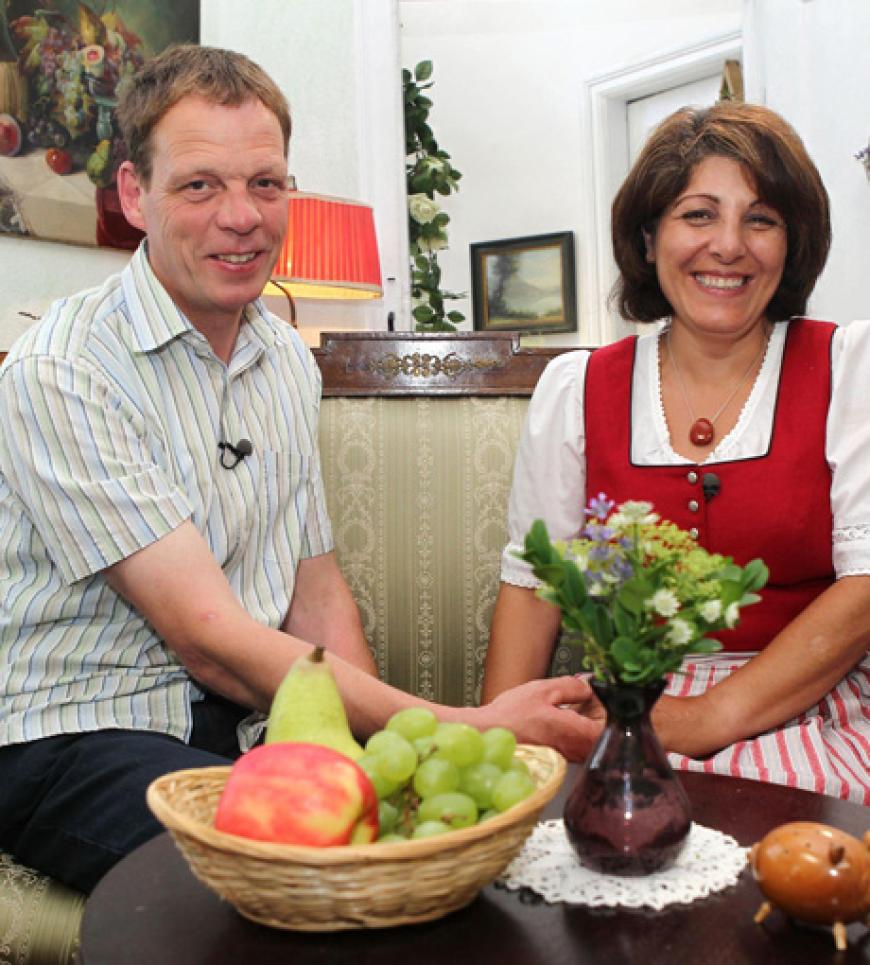 Schweinebauer Heinrich und Emine