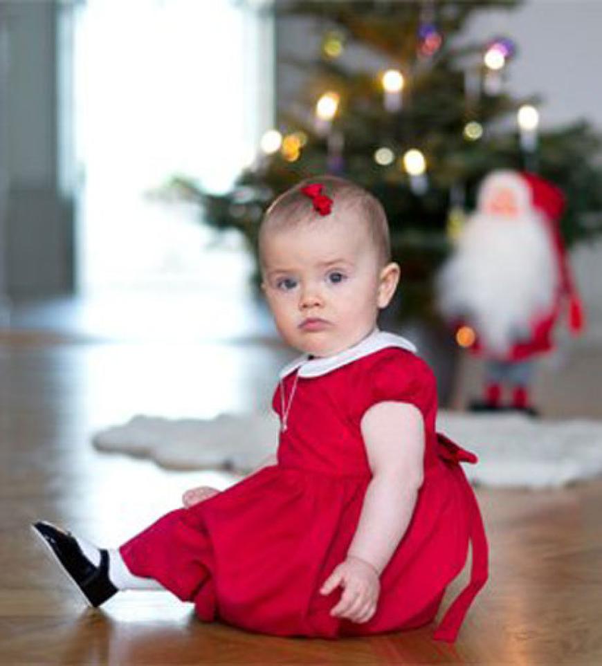 Estelle zieht eine süße Schnute. Dabei ist doch bald Weihnachten!
