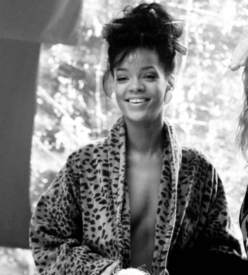 Rihanna gibt sich in ihren Clips äußerst freizügig