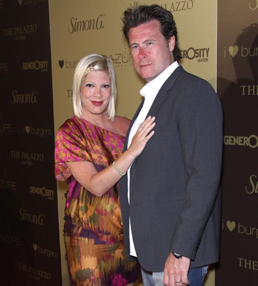 Baby Nummer drei für Tori Spelliing und ihren Ehemann Dean McDermott: Die Schauspielerin brachte am 10.10.2011 Töchterchen Hattie Margaret zur Welt